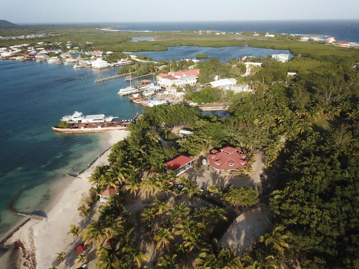 Sea Eye Hotel - Sunset Building Utila Εξωτερικό φωτογραφία